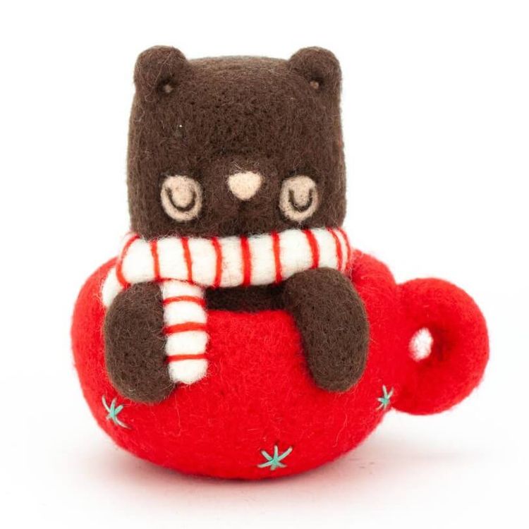 Hot Cocoa Bear by Droolwool (Maria Filipe Castro)