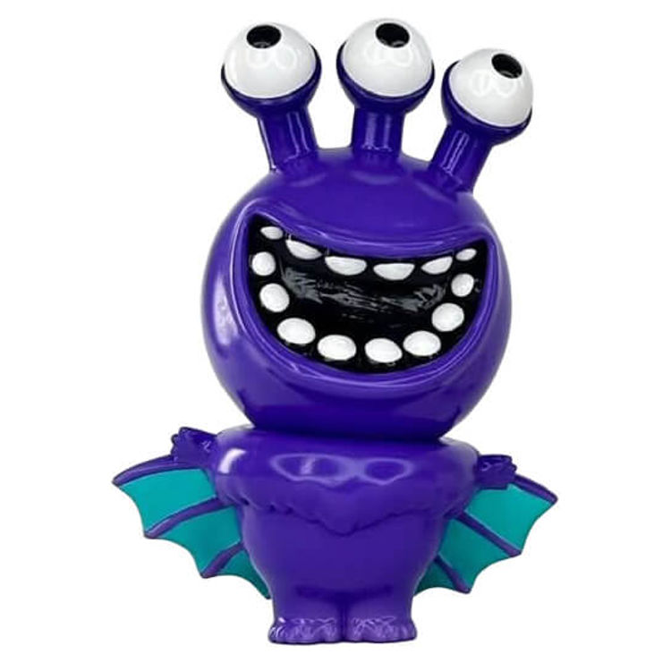 Hosuke Yoki Bat by Robin Tang (Antics)