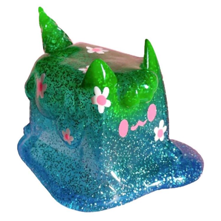 Ice Cream Cat Green Hill by Rato Kim