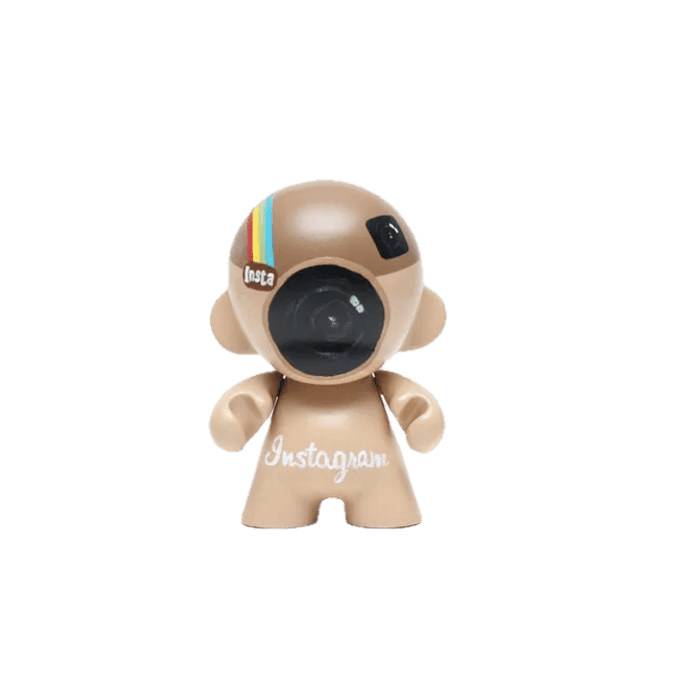 Instagram Munny by Zard Apuya