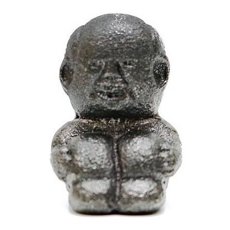 Iron Object D Satoshi Yamamoto by Dehara Yukinori