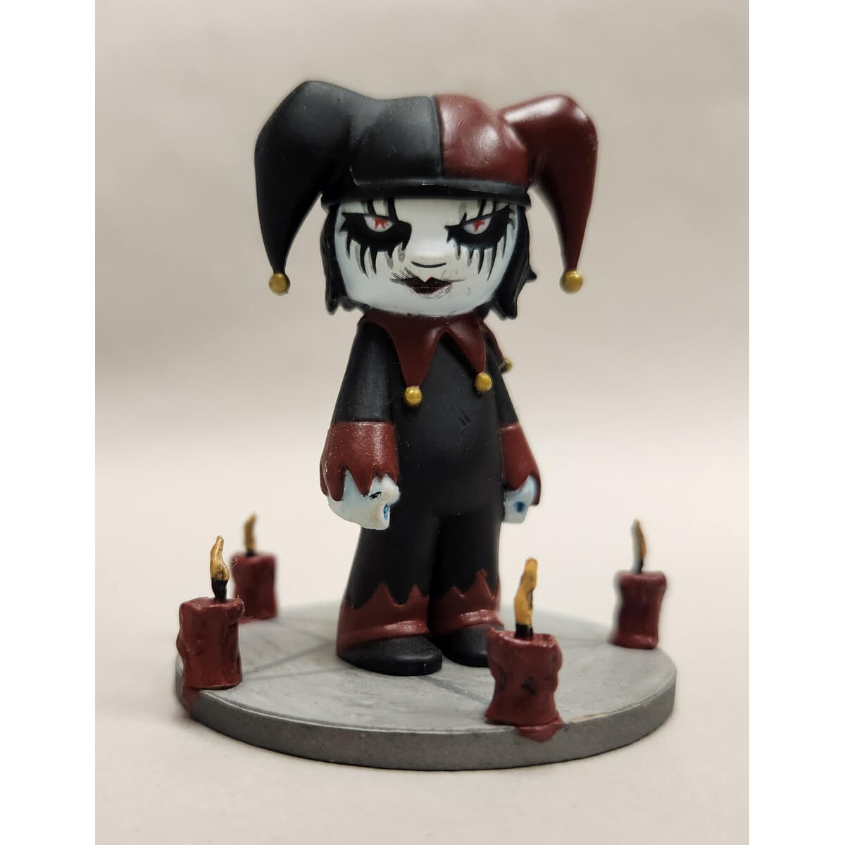 Jingles (Red and Black)