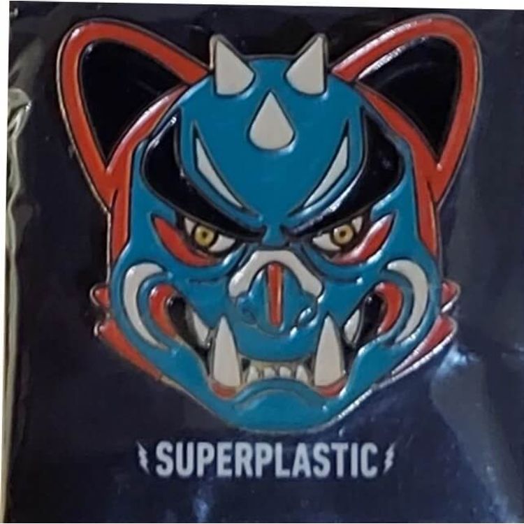 Jor Ros Pin by Superplastic