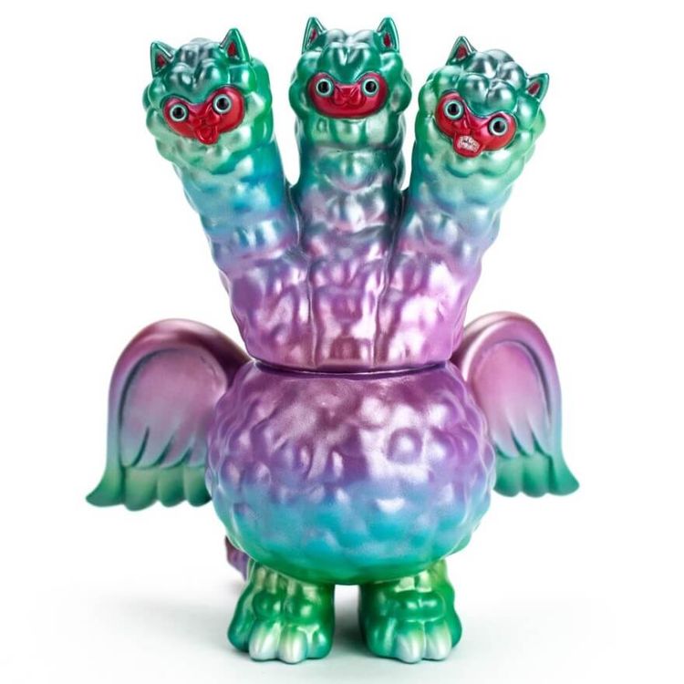 KING PACARA 1-off (Green with Red Face) by Art Junkie (Shinichiro AJ Kato)