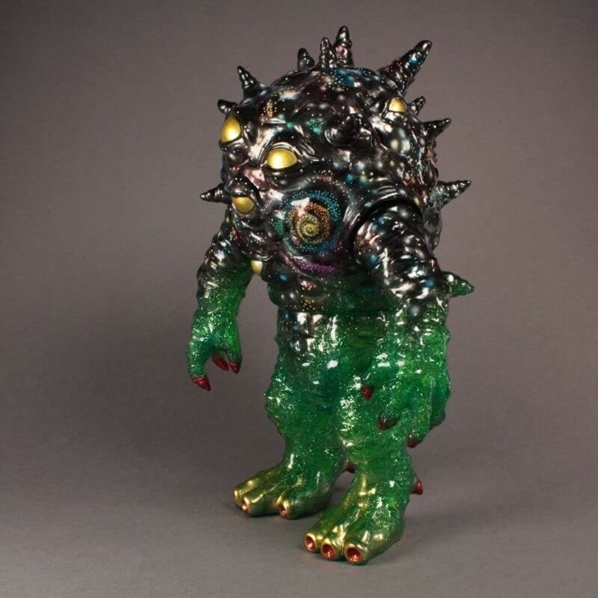 Kaiju Eyezon Galaxy Fade