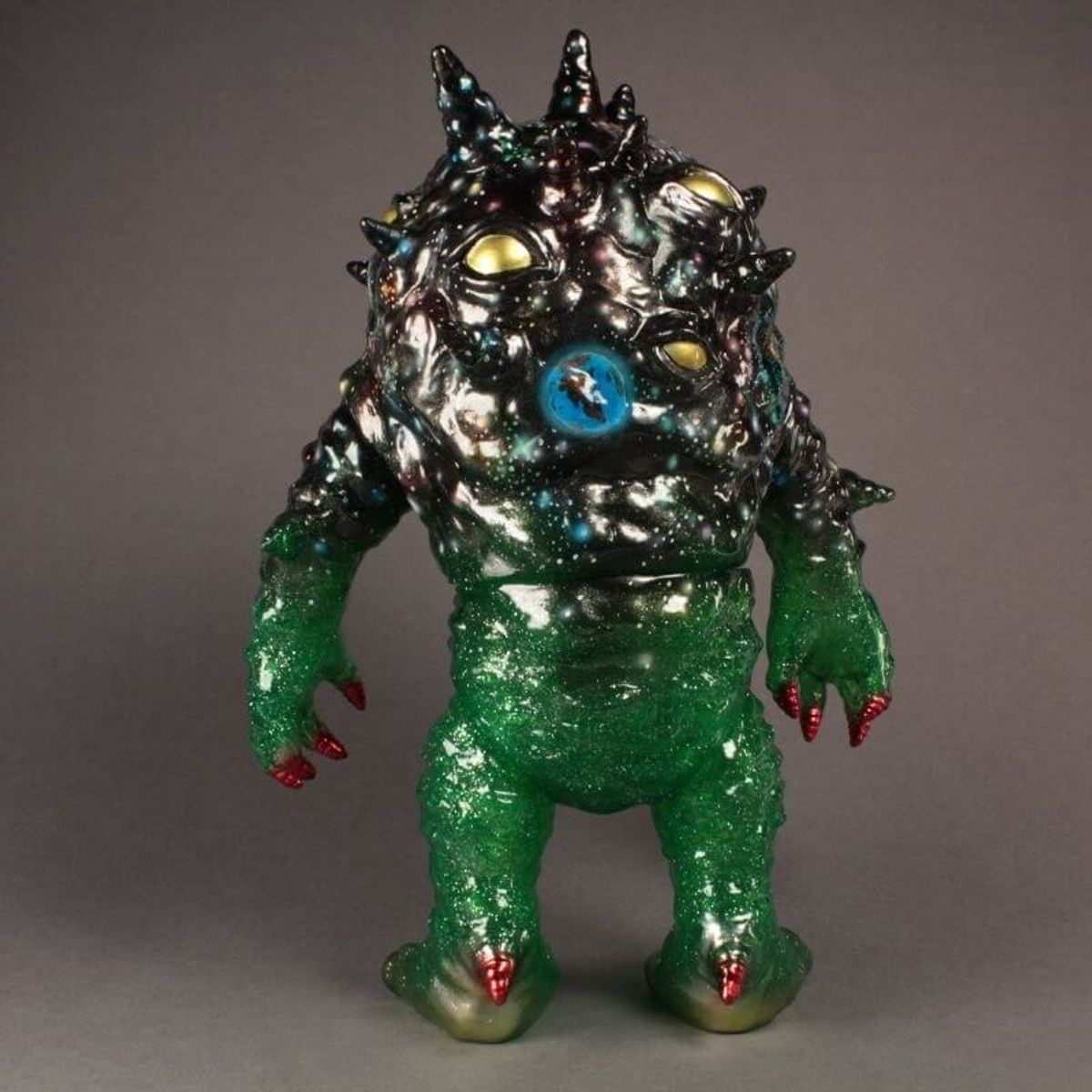 Kaiju Eyezon Galaxy Fade