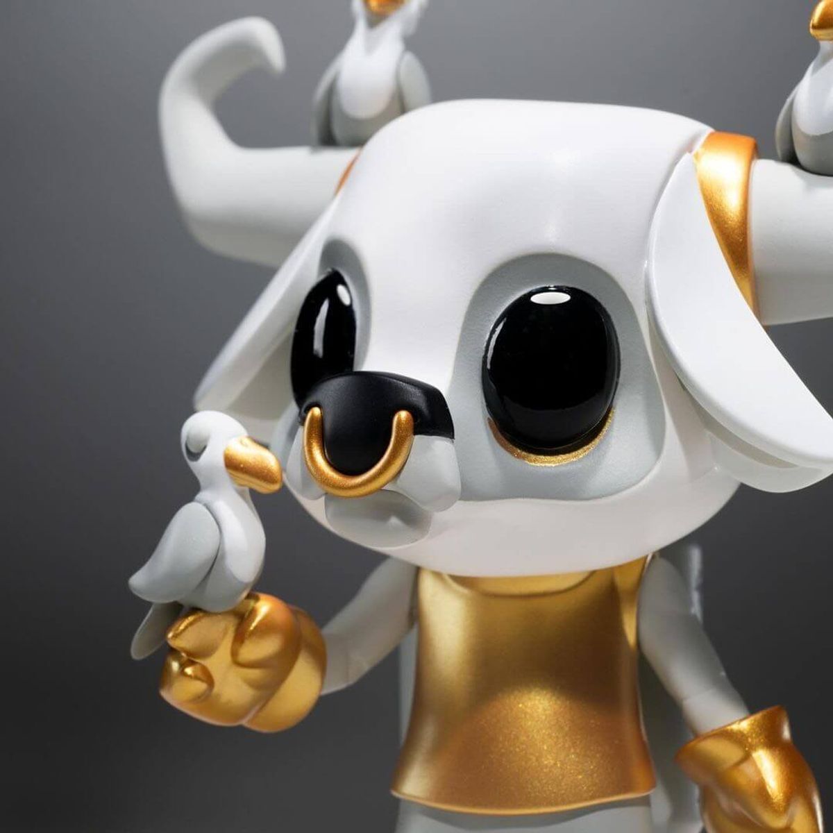 Kawaii Nong Toy Family Forever Chase Version