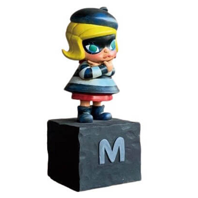 Burglar Molly by Kenny Wong