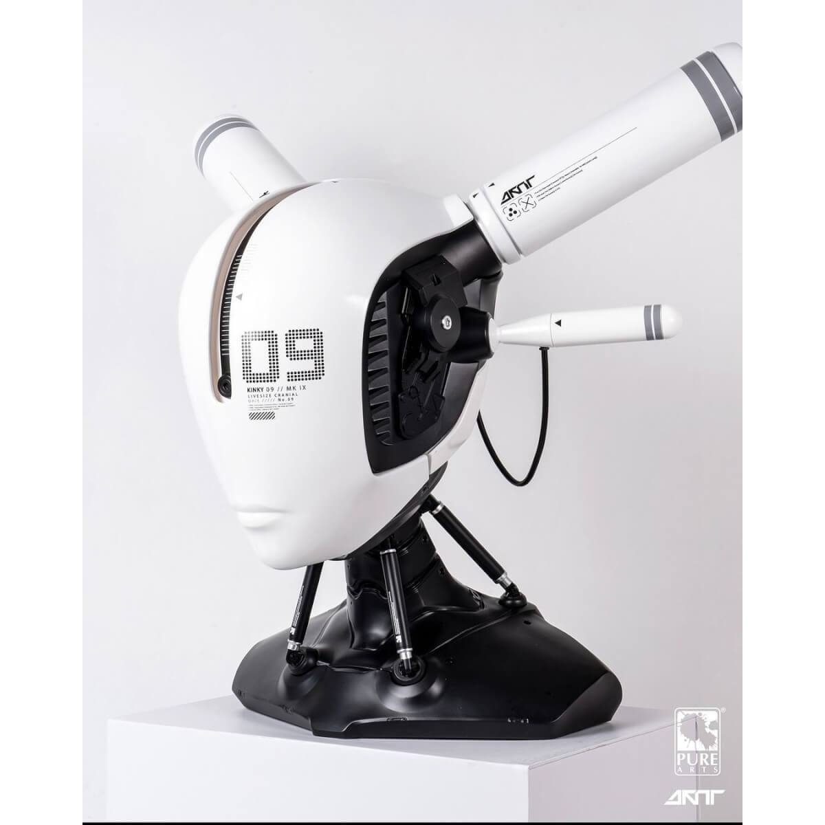 Kinky 09 Life Size Cranial