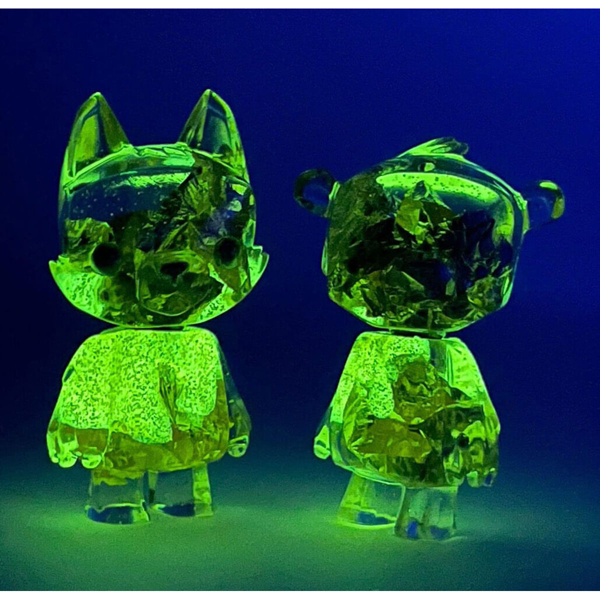 Kuma Cub Clear Gold Flakes GID