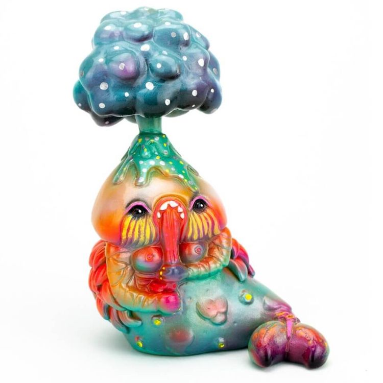 LaTouffe Sitting By The Bay by Naomi Knaff