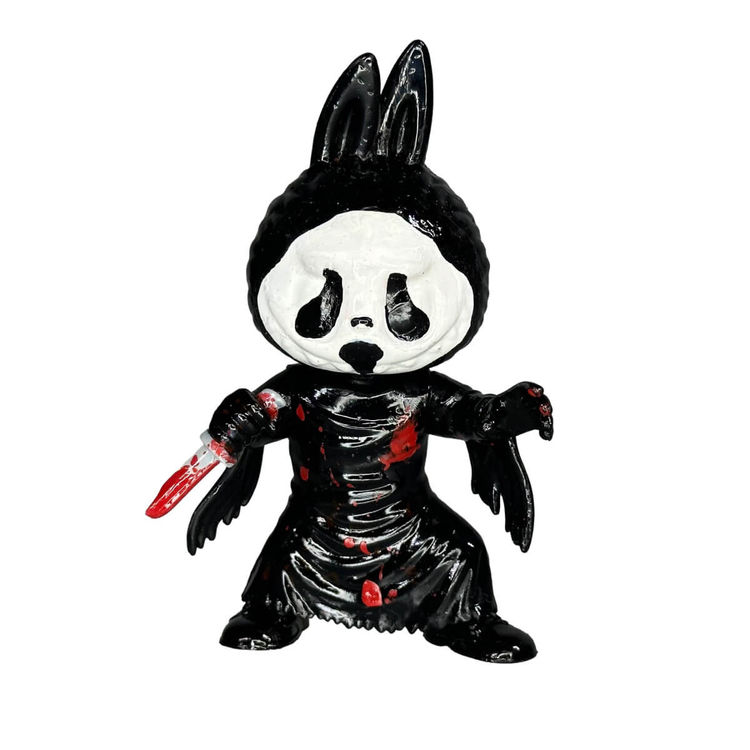 Labubu Ghostface by Teeewizzle (Thad Wilkes)