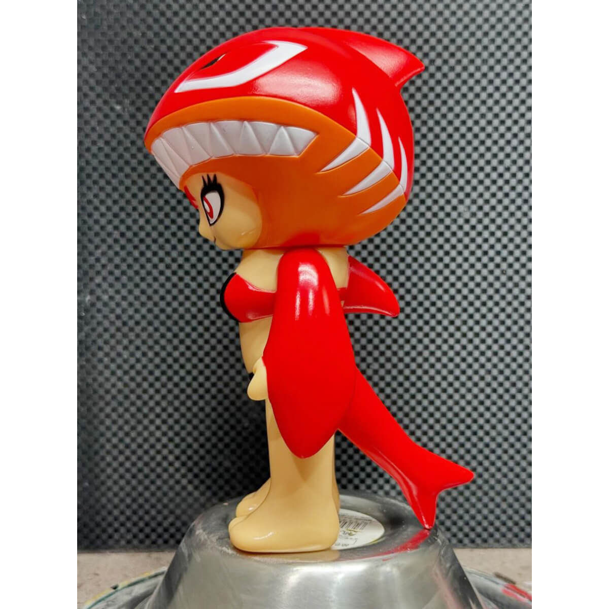 Lady Shark Red