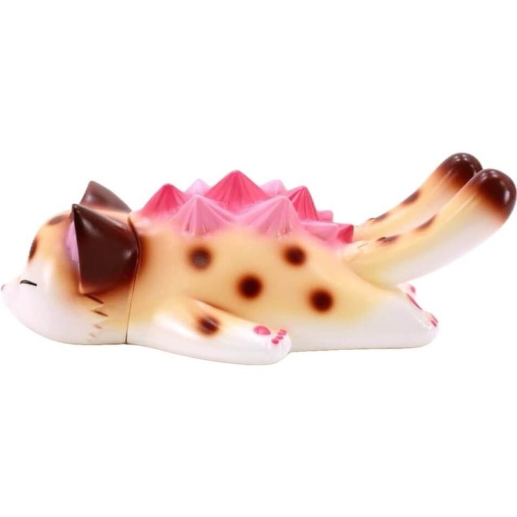 Brown Leopard Sleeping Negora by Konatsu Koizumi