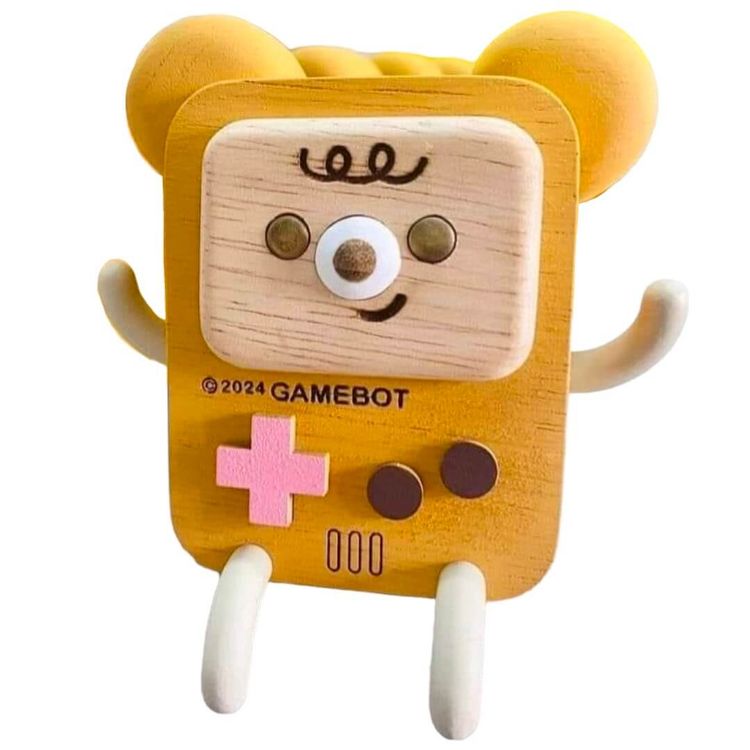 Teddybot by Logman : Wooden Art Toy (Narawut Gogosavee)