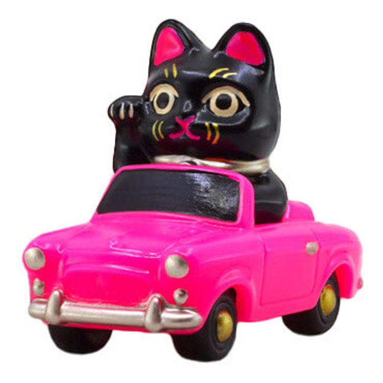 Lucky Meow Car Painted Pink by Genkosha