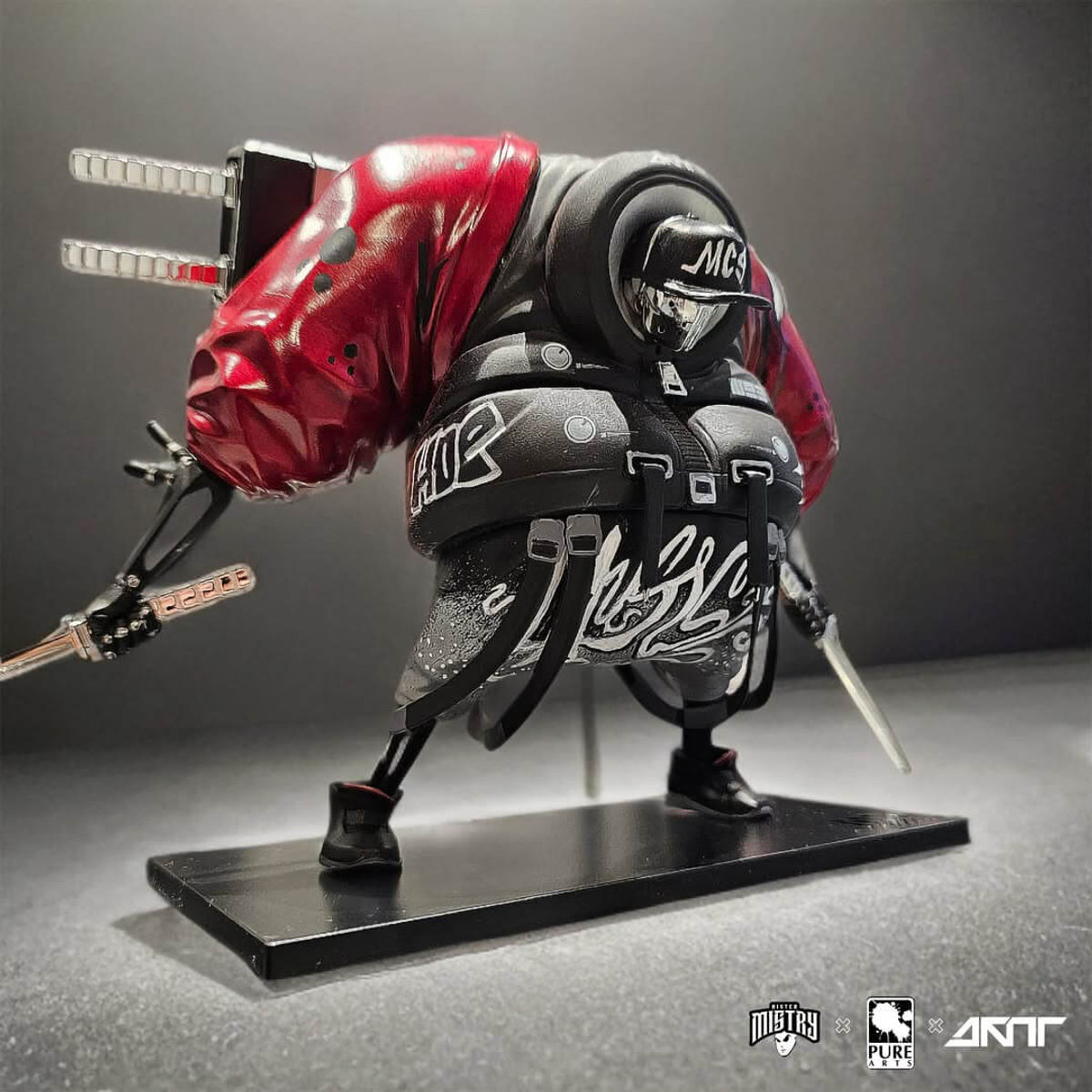 M9E MC 9 the Hip-hop Boombox Junkie