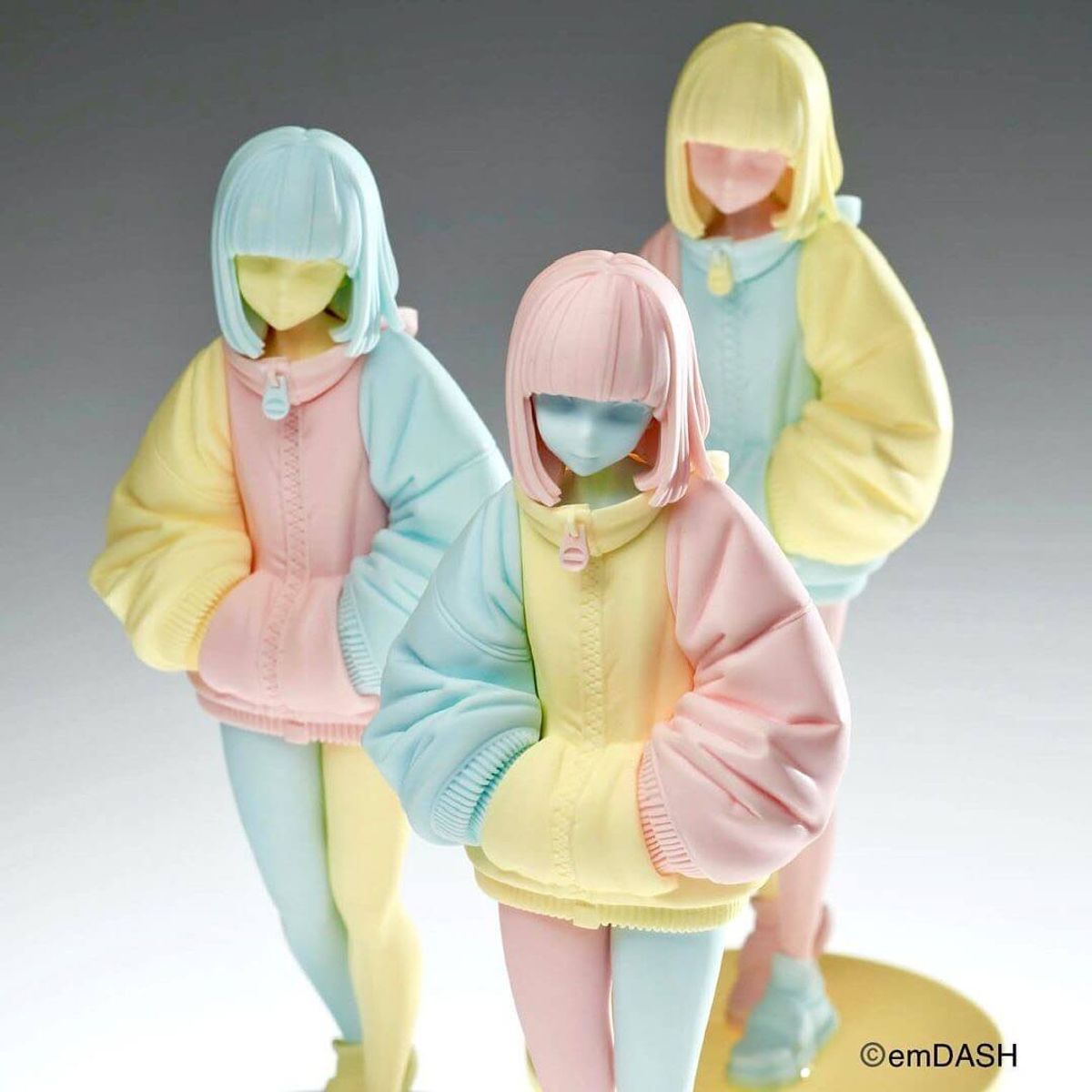 MOVE Pastel Pink Series (Blue Hair)