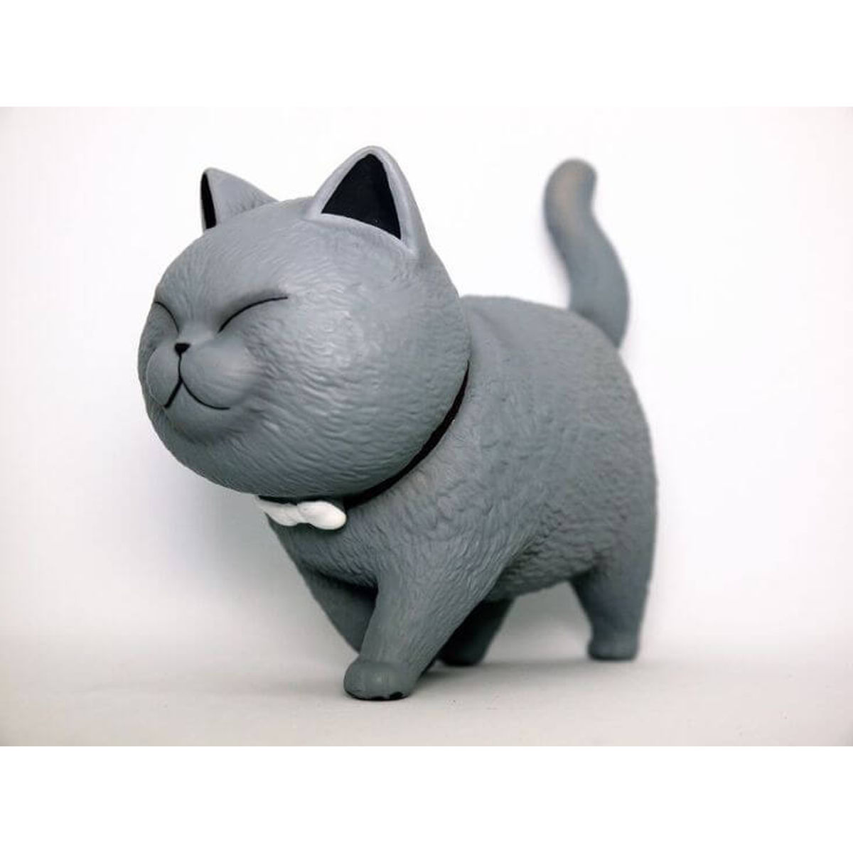 Mao Ling Dang Grey Cat
