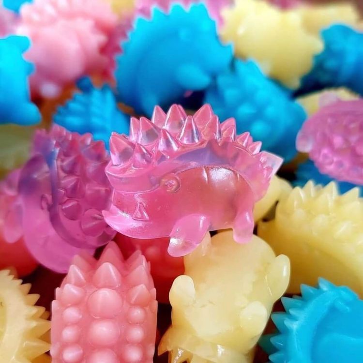 Mentu Gachapon by Hootatoe