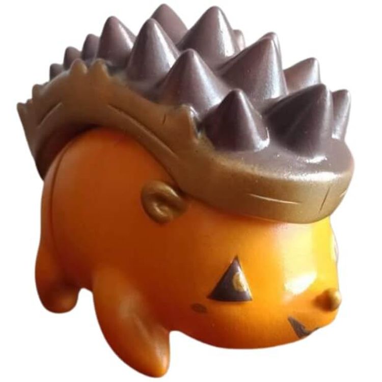 Mentu Halloween Gold Pumpkin by Hootatoe