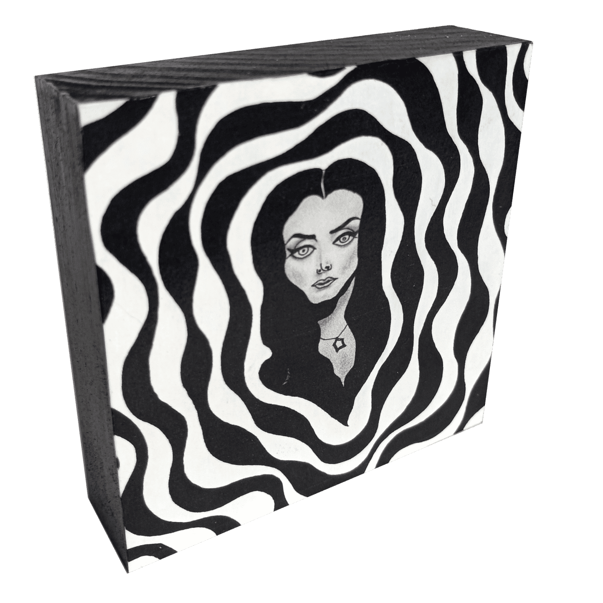 Mezmerizing Morticia