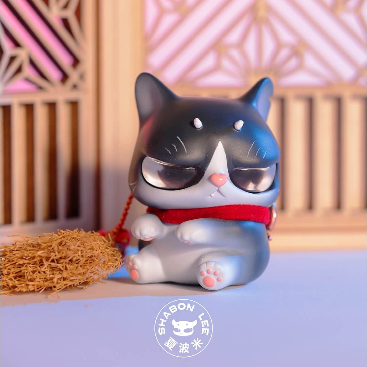 Mia Magic Little Black Cat