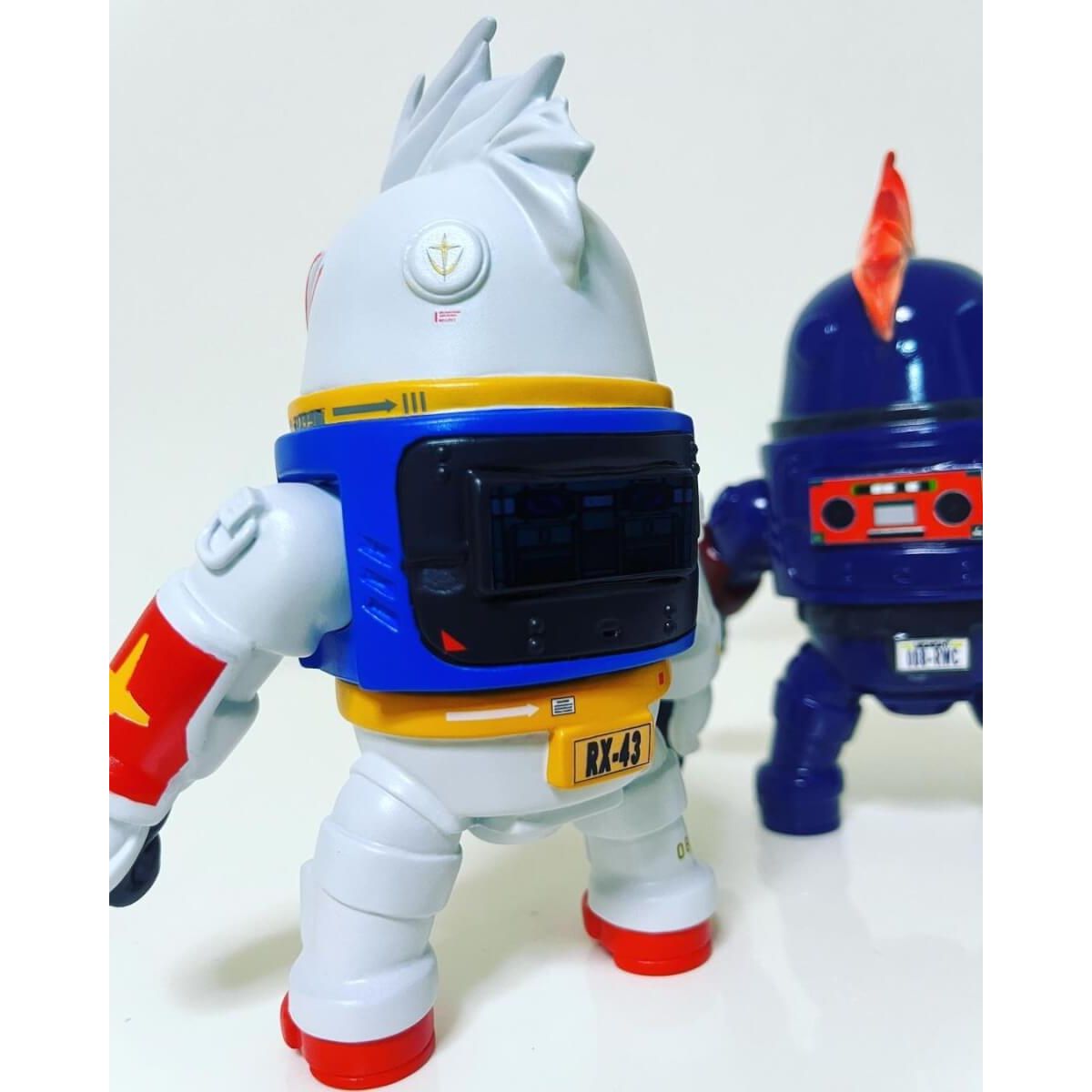 Midnight Radio RX-43