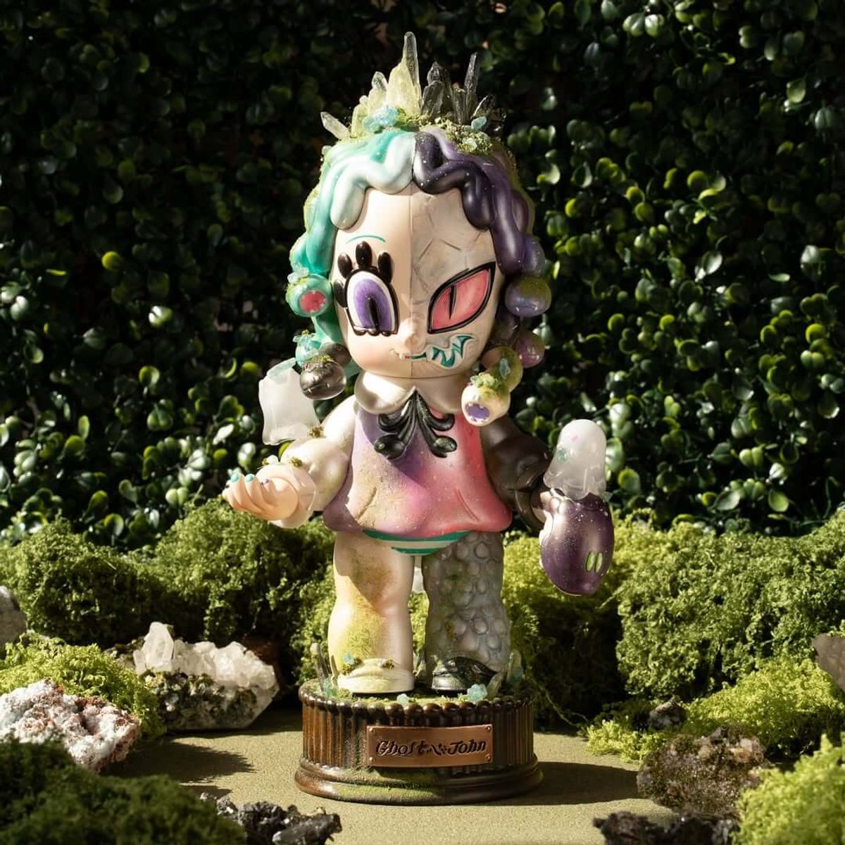 MimimiSasa Queen of the Verdant Sprawl