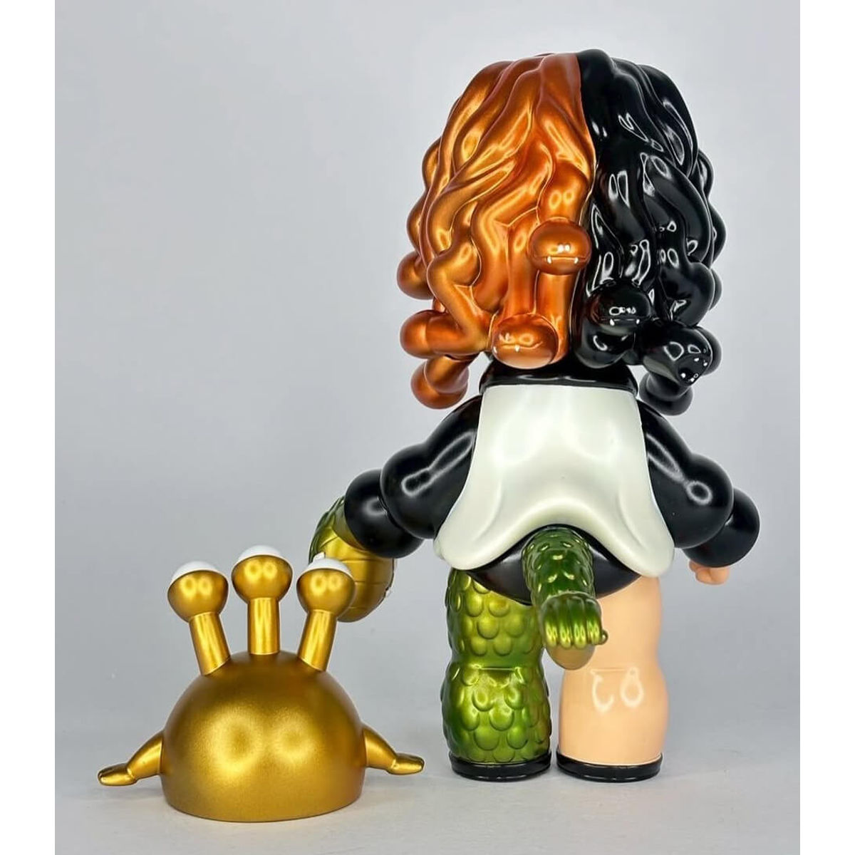 MimimiSasa x Robin Tang