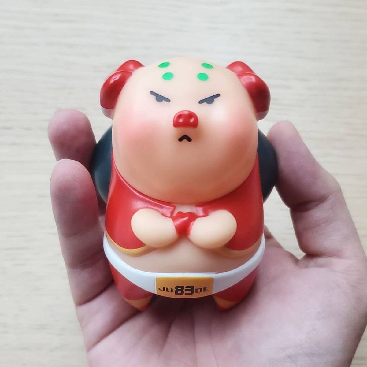 Mini Jude 83 Red