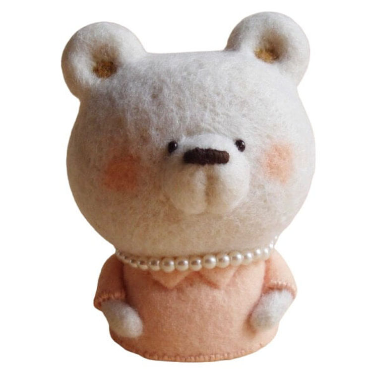 Miss Pearly by Droolwool (Maria Filipe Castro)