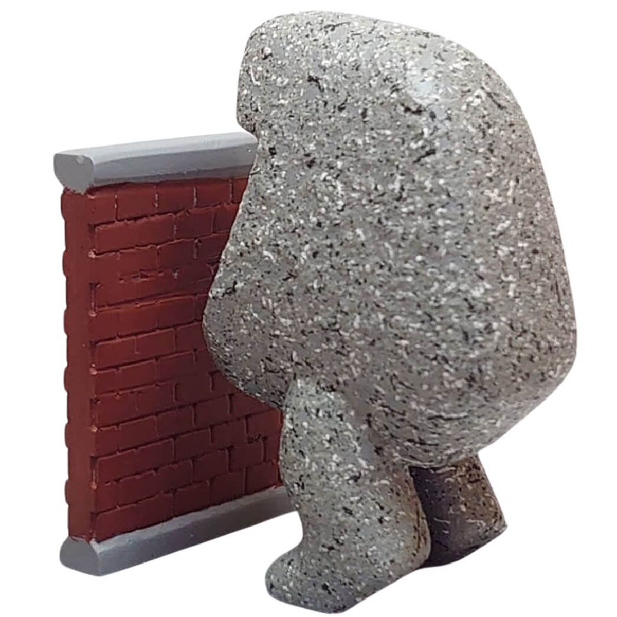 Momo - What's Behind The Wall?