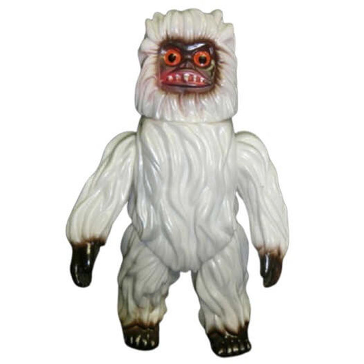 Monster Wu of Mamitto century ( white molding ) by Marmit (Kazumitsu Akamatsu)