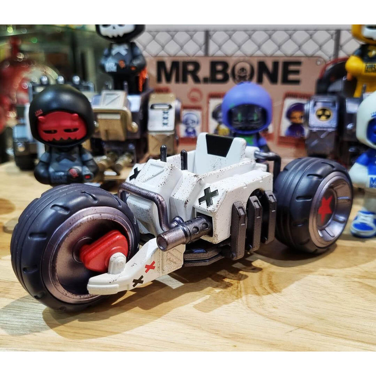 Mr. Bone Junior Battle Bike White