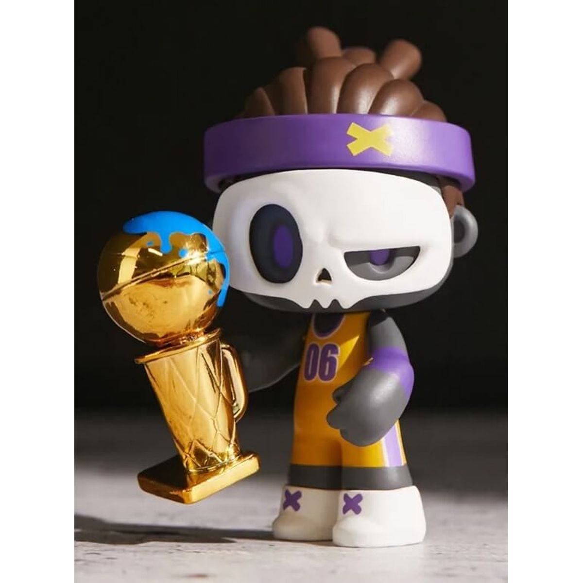 Mr. Bone Junior Superstar Lakers (Secret)
