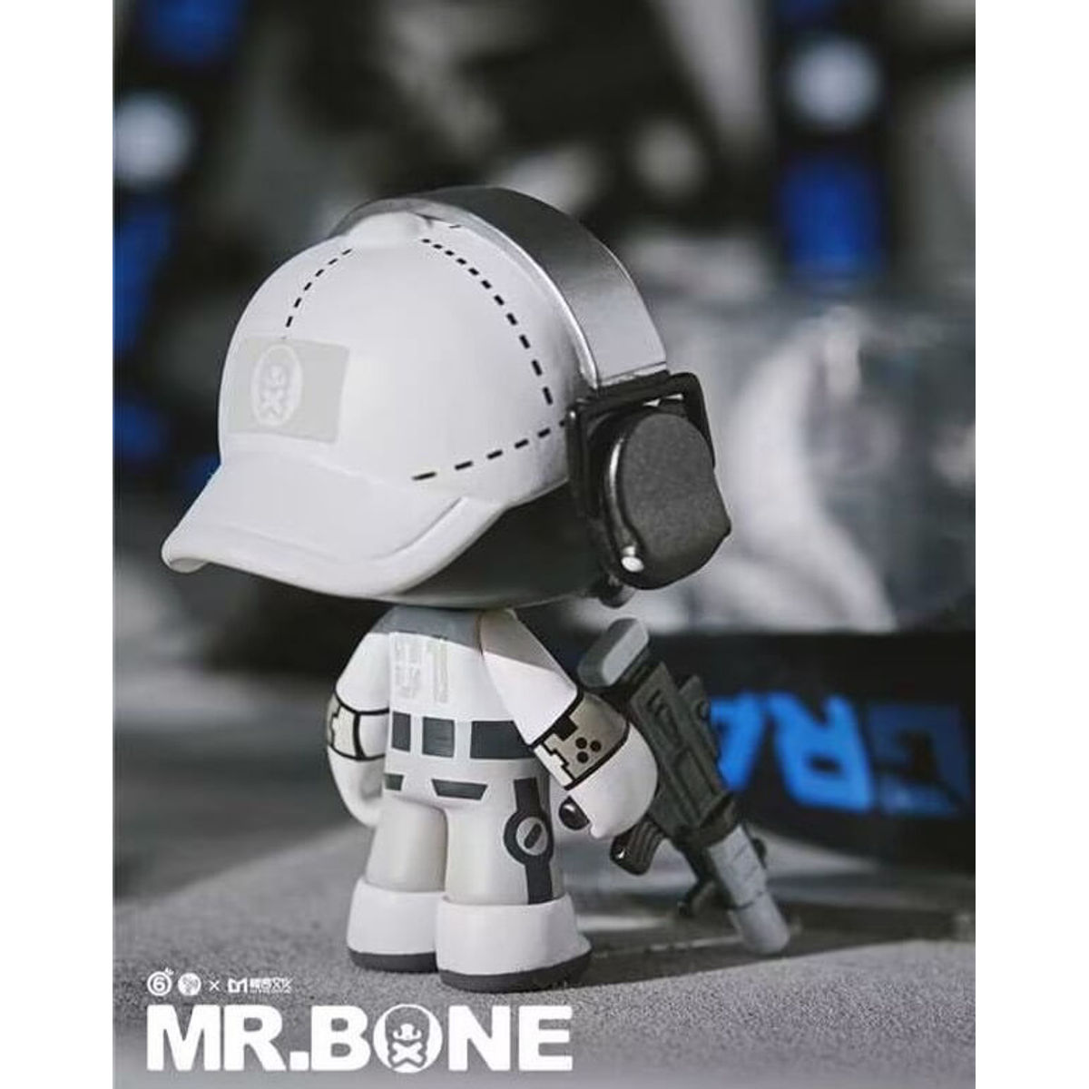 Mr. Bone White Solomon