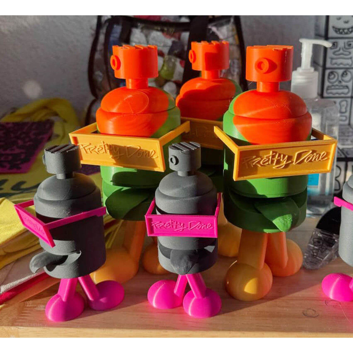 Mr. Can-Do Black Pink