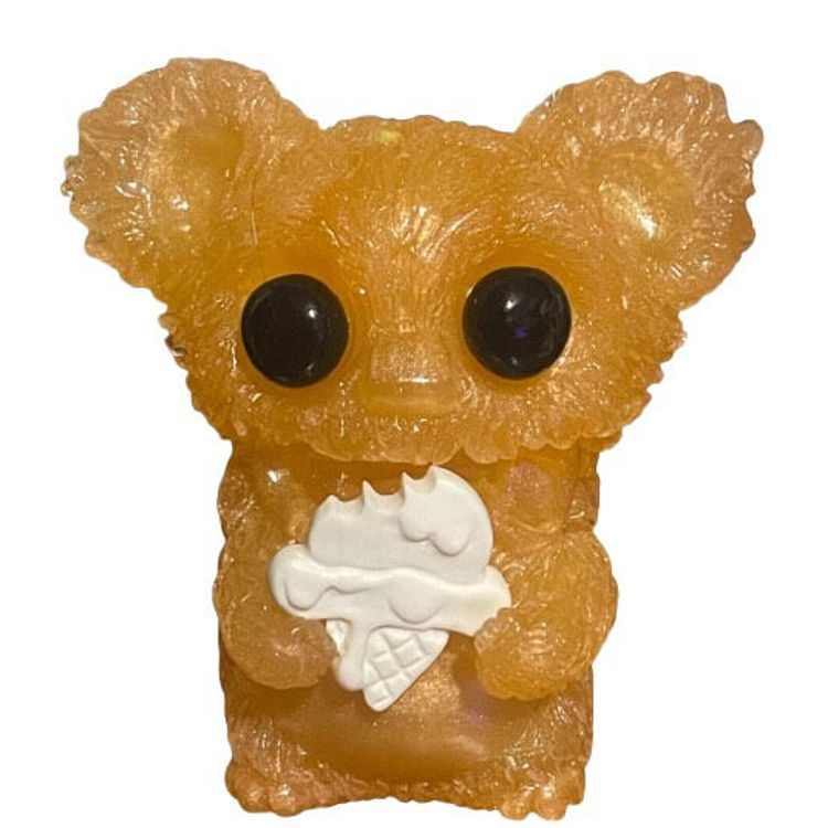 Orange Cream Lionel by Majic Monsters