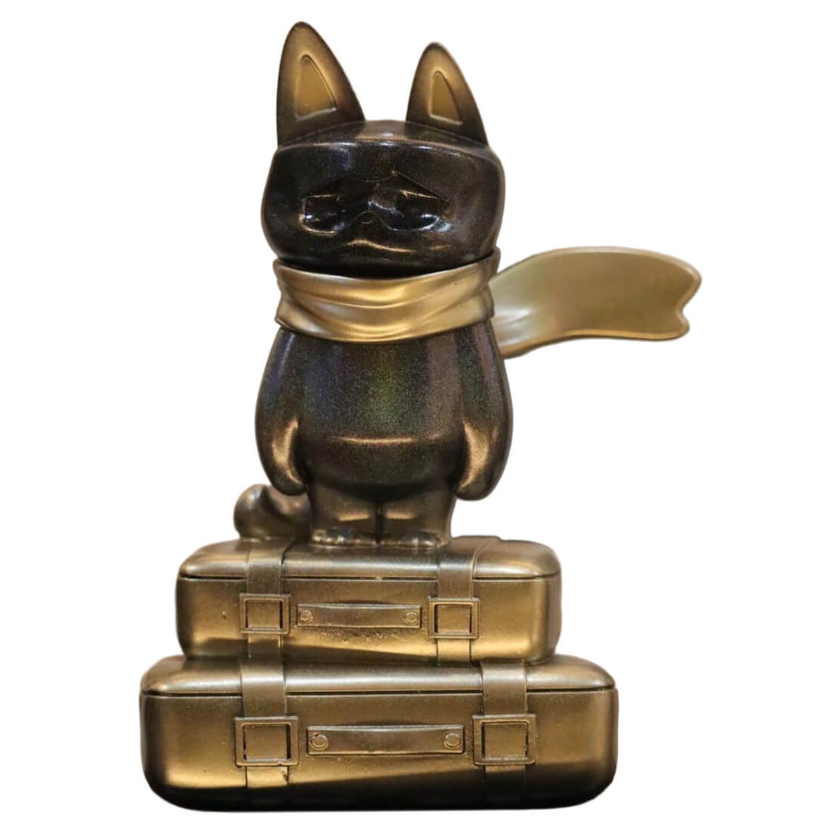 P-Pet Xeno Memorable Journey Trophy Gold