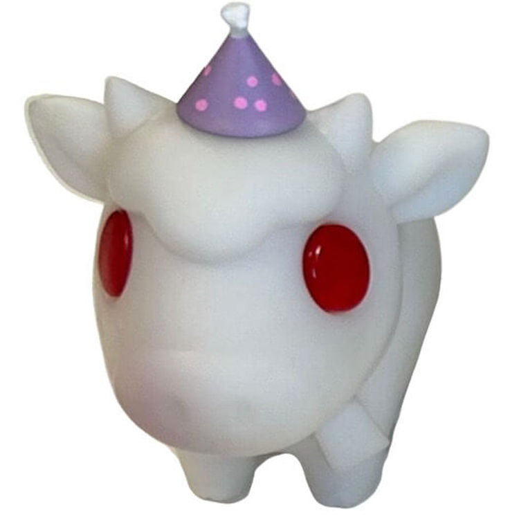 Party Hat Albino Tipper by The Lostlings