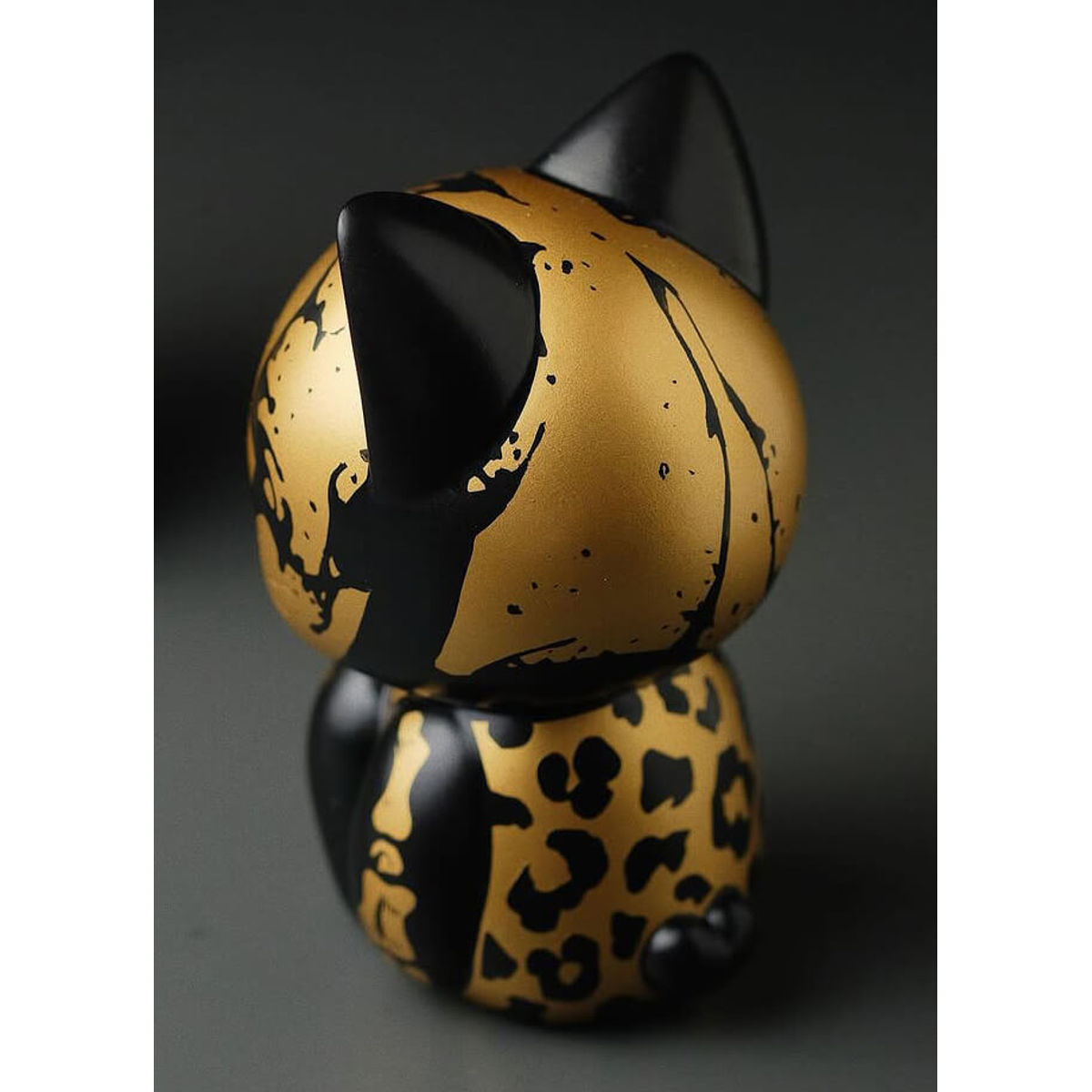 Paw Whisperer Cabbit