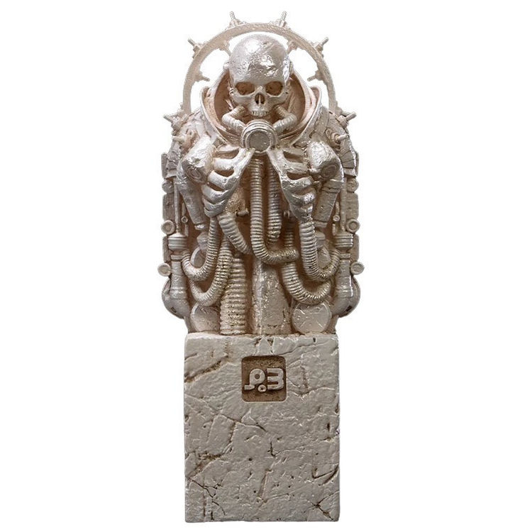 Pearl : The Statue by Pascal Blanché