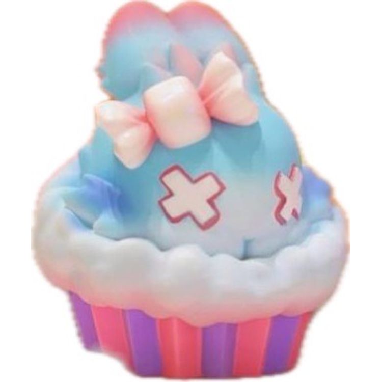 Pearly Marshmallow Cupcake Raby by Yoyo Yeung