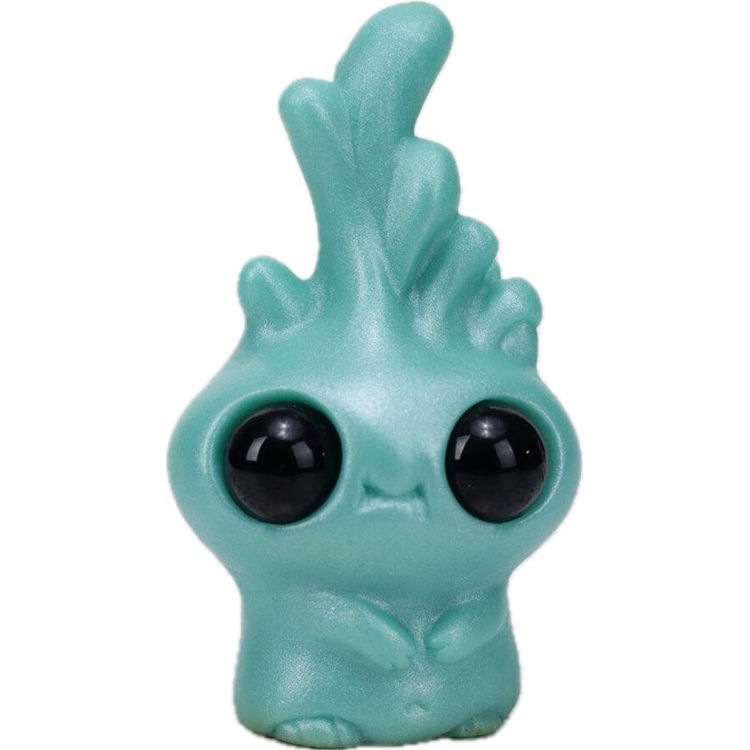 Pearly Turquoise Dewdrop by Chris Ryniak