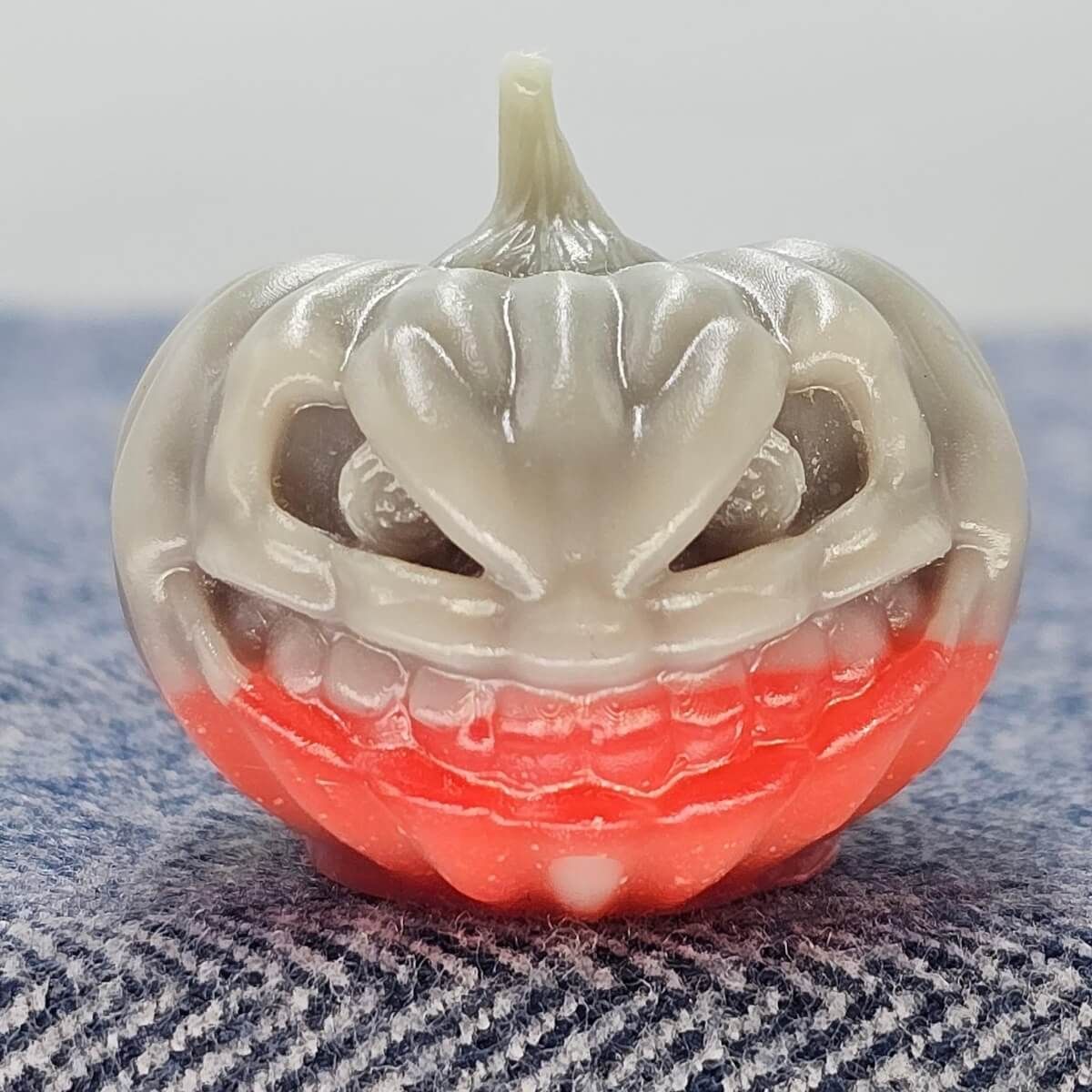 Thermal/Photochromatic Layers Icky