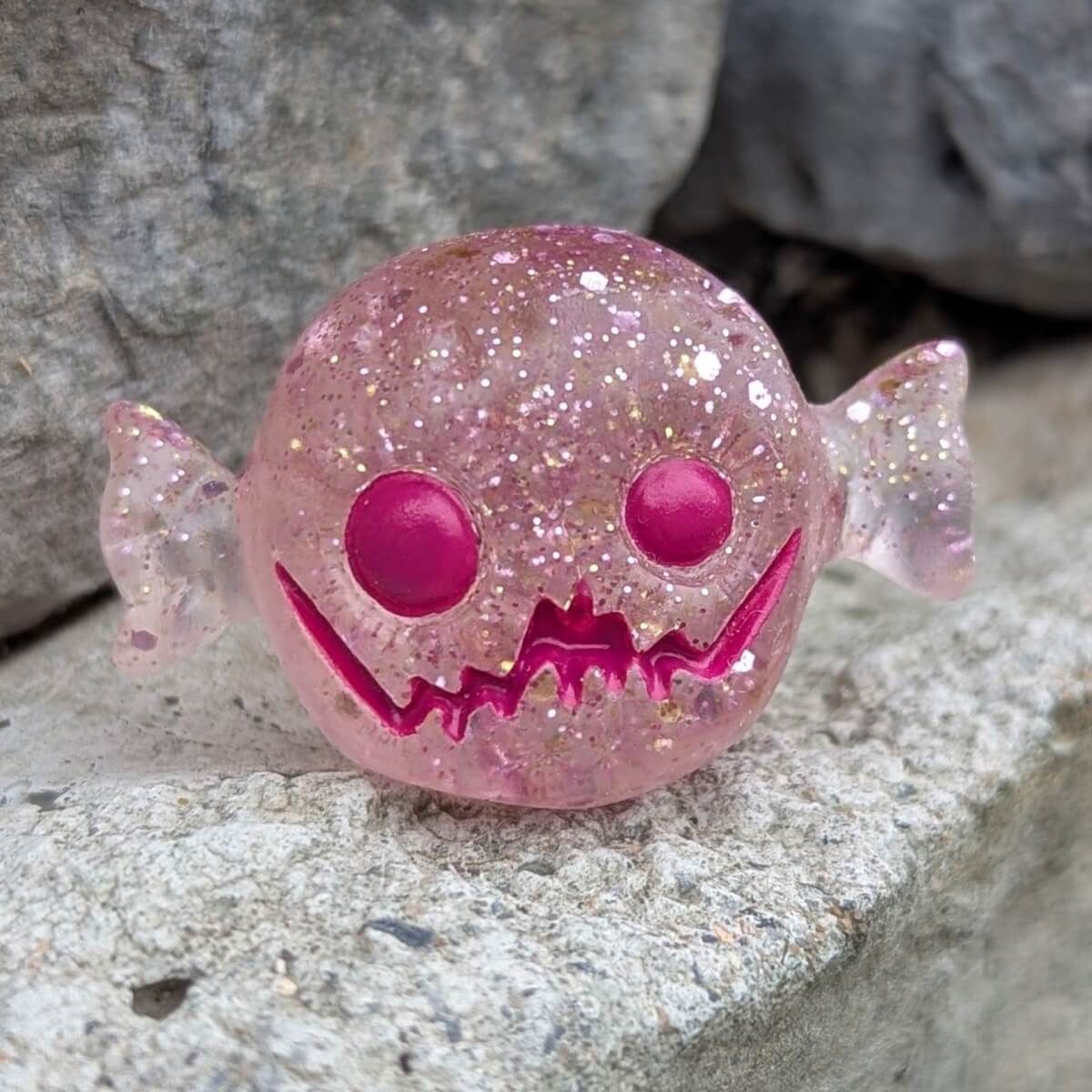 Sparkle and Glitter/Pink Eyes and Mouth Rotty Candy 