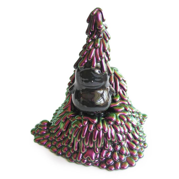Pucky Melty Throne by Brigitte Coovert