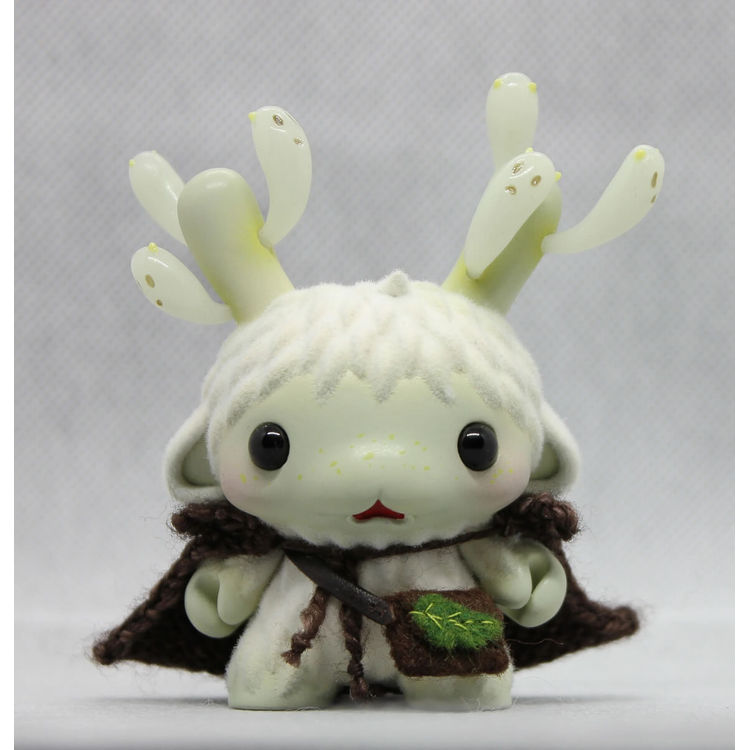 Quivren Day Kodama Dunny by Beanie Bat