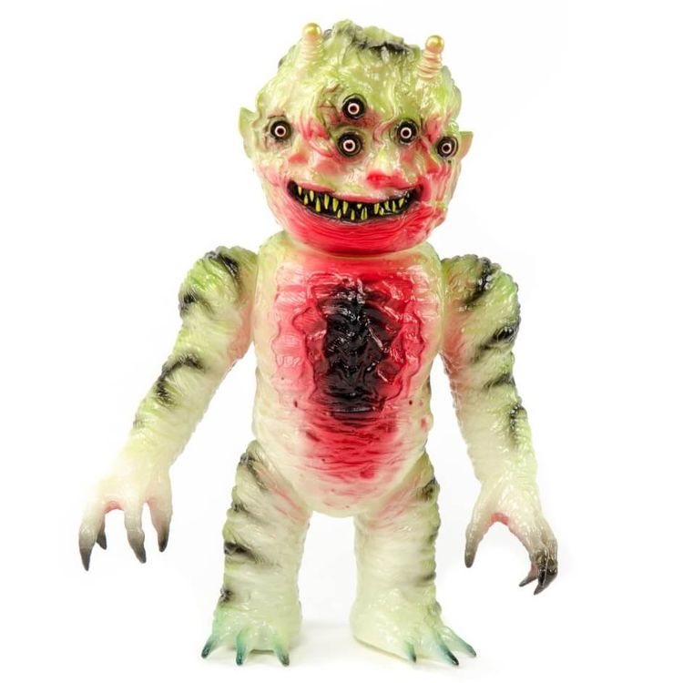 RT x MVH x SHB – ALIEN HUNTER X by Rampage Toys (Jon Malmstedt)